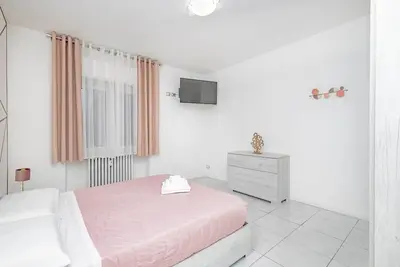 Image de Appartement 'Holidays' avec Wi-Fi