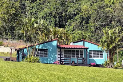 Image de Yunque Valley! 3-bedroom chalet in La Capital del sol, Luquillo! with Ac, WiFi!