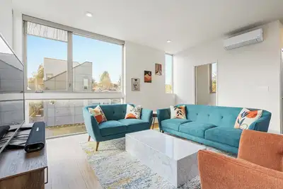 Image de The Rooftop Blue Haven Home w Firepit