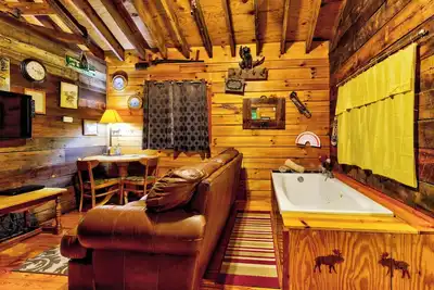 Image de Nature's Landing Cabin at Panther Creek
