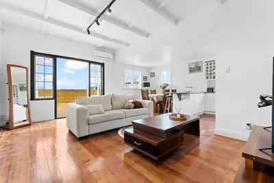 Image de Central 4br Family Home w/ Parking  -Near Auckland Cbd