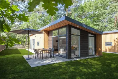 Image de Lodge au Bospark avec sauna et jardin