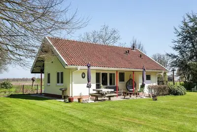 Image de Séjour familial avec grand jardin
