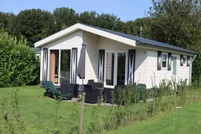 Image de Chalet aux Pays-Bas avec Piscine & Aire de Jeux