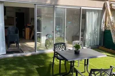 Image de Rez  de jardin proche mer et village nat