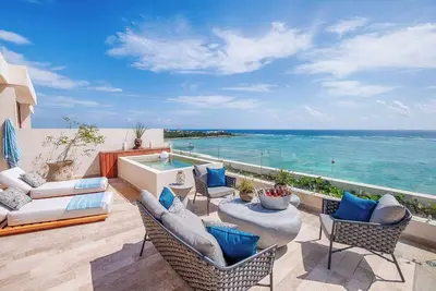 Tulum Beachfront Penthouse – Rooftop & Pool