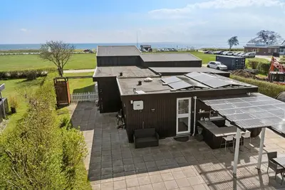 Image de Belle maison à Haderslev avec sauna