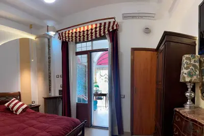 Image de Lux suite in period villa adjacent park Appia Antica park free terrace int
