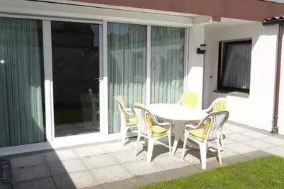 Image de 2-room apartment (up to 4 persons) bungalow - Huus SĂĽdstraat