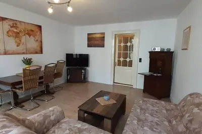 Image de 2-room vacation apartment with laundry package - Ferienwohnung Henck