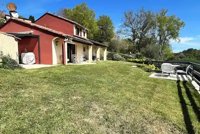 Image de Villa tout confort climatisée - piscine privée, chauffée 3 kms centre de Sarlat