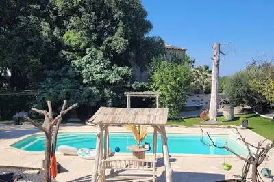 Image de Location maison avec piscine et jacuzzy