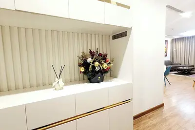 Image de 4-bedroom apartment at Vinhomes Metropolis