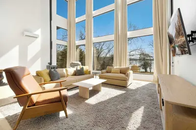 Image de Tranquil Cove-Beaver Lake Access-Amazing Views