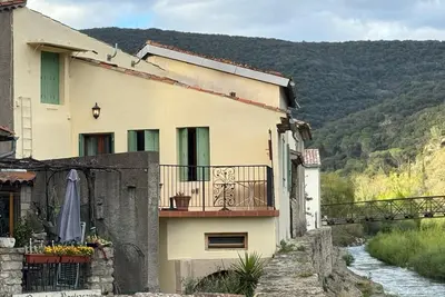 Image de Maison + Gîte de la Riviere, beautiful village house