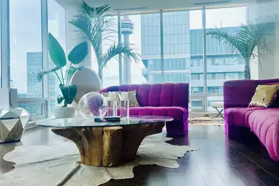 Image de Luxury Penthouse w lakeview & 2000 sqft terrace in the heart of Toronto