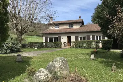 Image de Vallée de la Barousse à Esbareich 65370 Hautes-Pyrénées. 7 nuits minimum