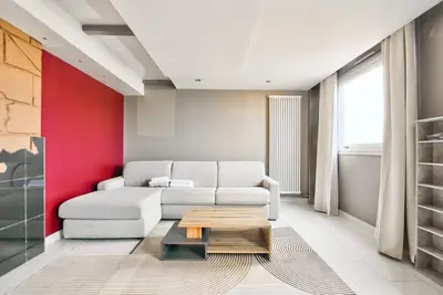 Image de Superbe T2 à la Défense Proche du Métro 1