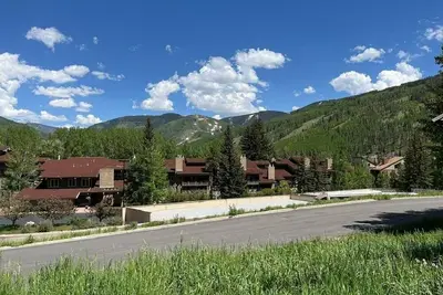 Image de Vail condo. 5 minutes from Lionshead Center. Sleeps 6