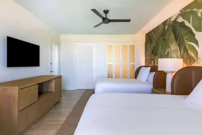 Image de Relaxed Retreat | Room with Balcony! Pool, Onsite Dining & Bar, Pets Allowed!