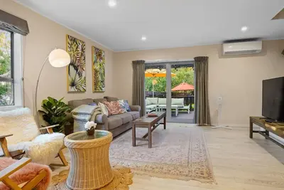 Image de Seaside Bougainvillea Retreat close to Beaches