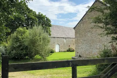 Image de Manoir de campagne dans la presqu’île  du Cotentin \nsites historiques marais mer