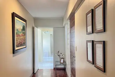 Apartment with urban rhythm to share with friends and family, perfect location!