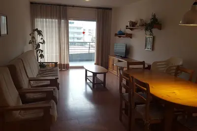 Image de Two-bedroom apartment next to the beach of léstartit