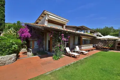 Villa Ada - Seaside Retreat with Stunning Views