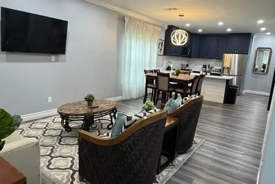 Image de Gorgeous & Comfortable 5-bedroom, New Home in Collierville