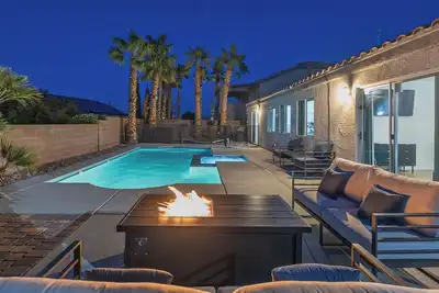 Image de Ultimate Family Getaway! Salt Water Pool • Spa • Arcade