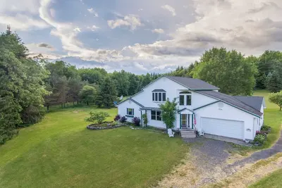 Image de Charming 3-bedroom house in Burlington Flats, <20 Minutes to Cooperstown!