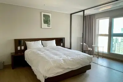 Image de [Guest Favorite] Premium Modern 3-bedroom apartment by Jeju Airport