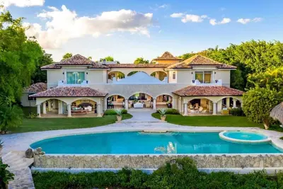 Image de Country House 5 Bedroom Villa, Jacuzzi Pool, Oceanfront