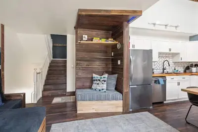 Image de A Hidden Gem on Whitefish Mountain - 6 Beds - Sleeps 12