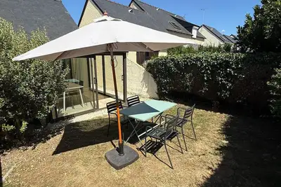 Maisonnette refaite à neuf - Jardin - Piscine