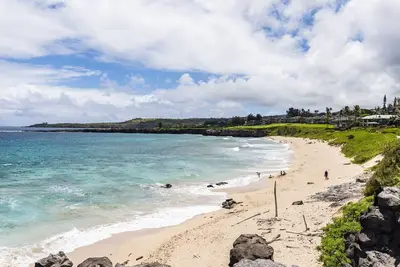 Image de Relax in Paradise– 2 units- 4-Bedrooms Oceanview in Kapalua, Sleeps 12 in Total.