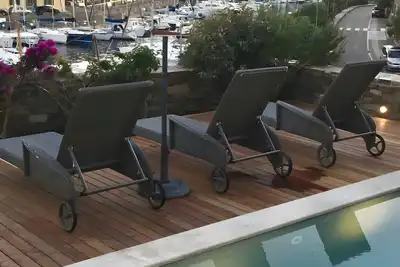 Image de Maison de vacances 'Katy sur le port de Stintino' avec vue sur la mer, Wi-Fi et climatisation