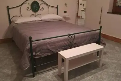 Image de Chambre 'Tripla Con Vista Vesuvio' avec vue sur la montagne, Wi-Fi et climatisation