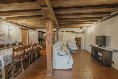 Image de Maison de campagne \"La CaserĂa 2\" avec jardin privĂ© et Wi-Fi
