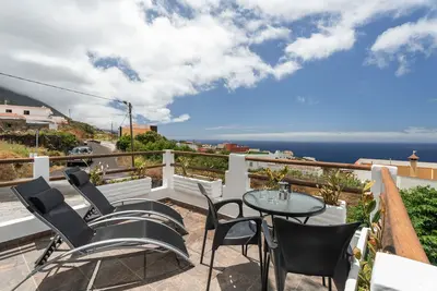 Image de Maison de vacances 'Pozo Del Deseo' avec vue sur la mer, terrasse privée et Wi-Fi