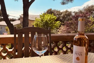 Image de Appartement 'Avec Terrasse, Mer' avec terrasse privée, Wi-Fi et climatisation