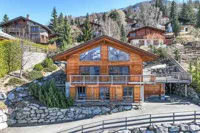 Chalet Roose by Interhome