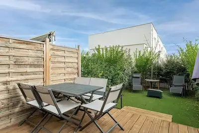 Image de Villa 6 pers avec jardin dans résidence avec piscine