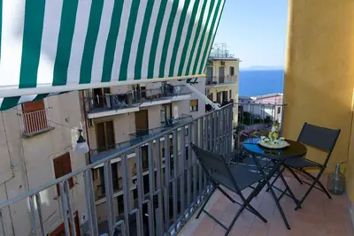 Image de House Mary - a stone's throw from the sea
