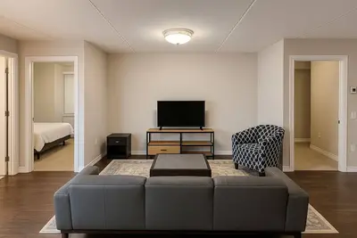 Image de 2-bedroom apartment in nice Milton with Ac, fitness room, WiFi