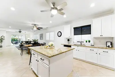 Image de 3-bedroom Sunny Desert Oasis