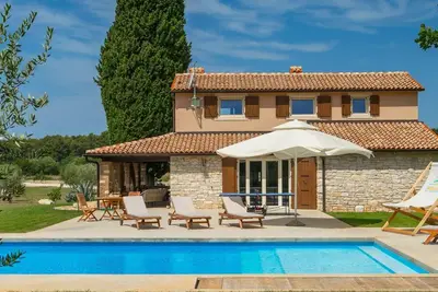 Image de Maison de vacances avec la piscine Tar, Porec (K-22774)