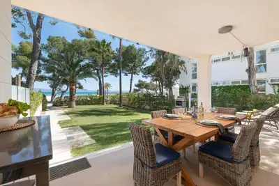 Villa exclusive de première ligne à Alcudia avec jacuzzi