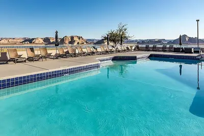 Image de Ultimate Nature Retreat in Lake Powel | Stunning View from Balcony, Outdoor Pool